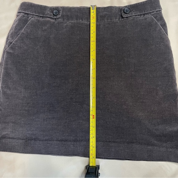 Banana Republic Charcoal Grey Stretch Corduroy Skirt with Pockets - Picture 9 of 10